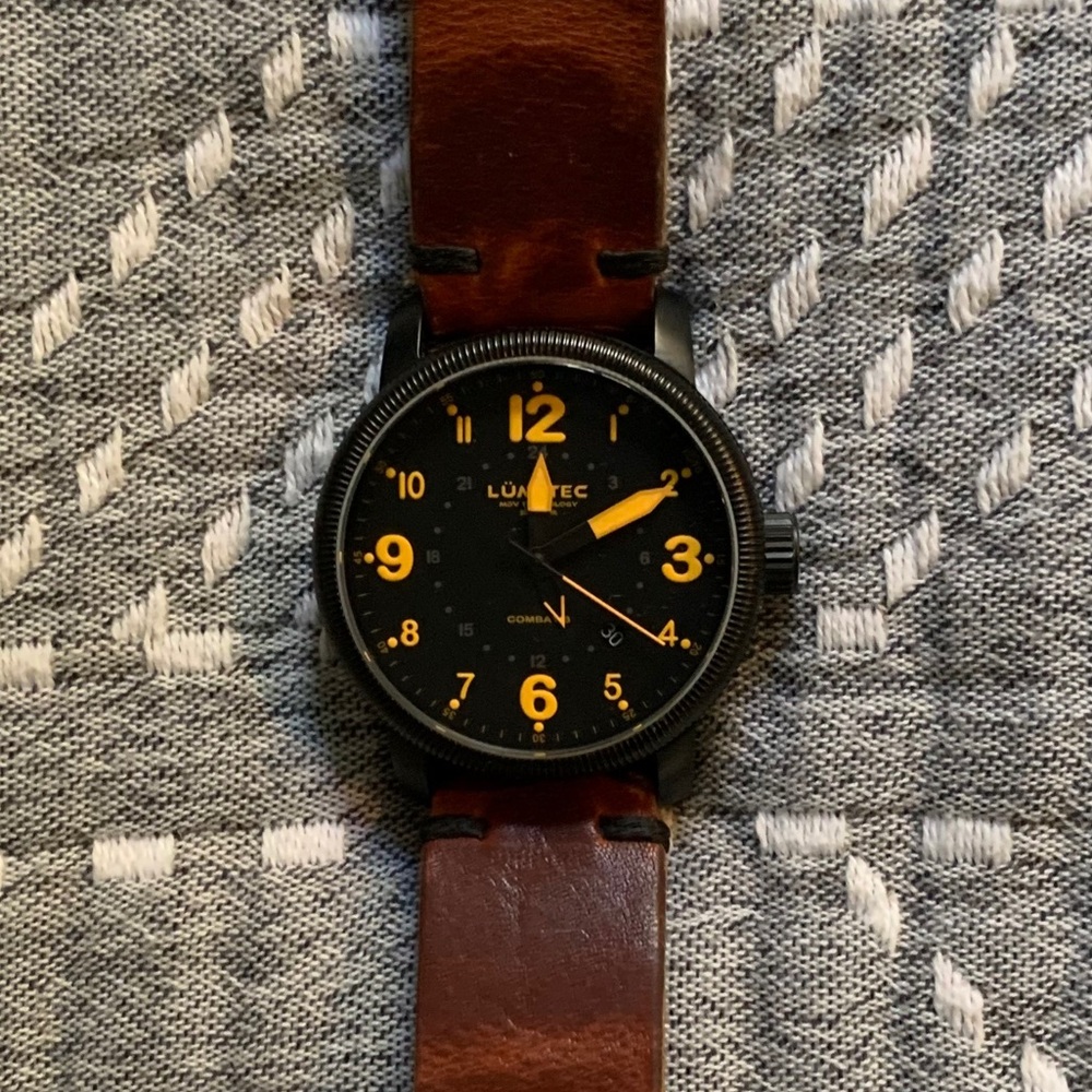 Lum- Tec B20 GMT a watch